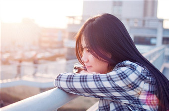 你的选择与我背道而驰_柔美温暖的非主流意境QQ空间女生图片