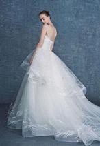 美丽的欧式婚纱图片背景皮肤系列，让我们慢慢聊吧