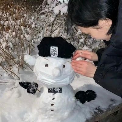 适合下雪用的很好看的微信头像 2023最新下雪微信质感头像